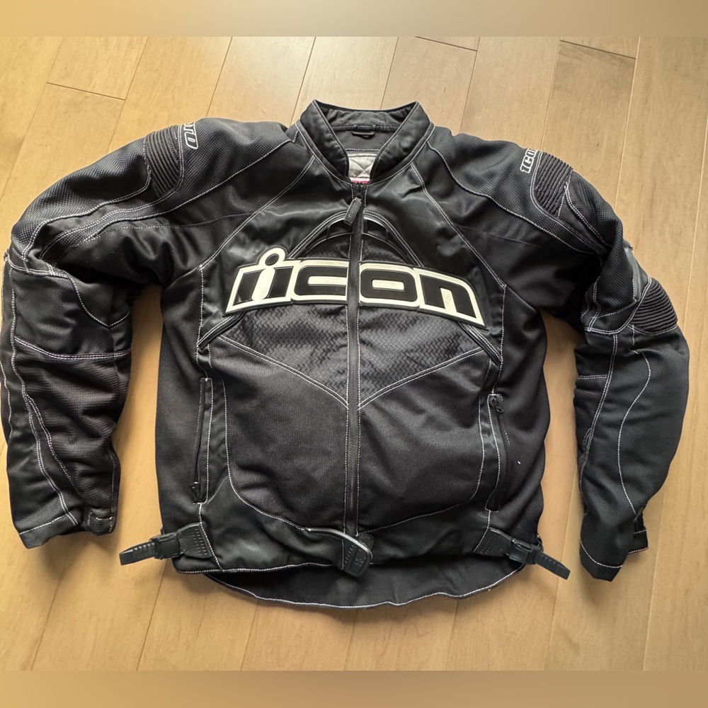 Icon Contra Men’s Motorcycle Jacket – Medium (Black)